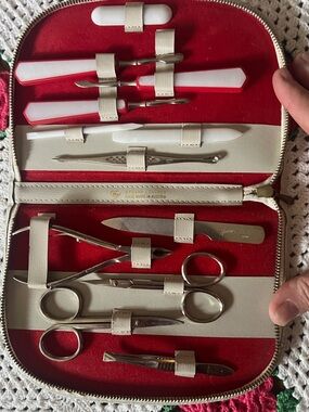 Vintage new stock manicure set
